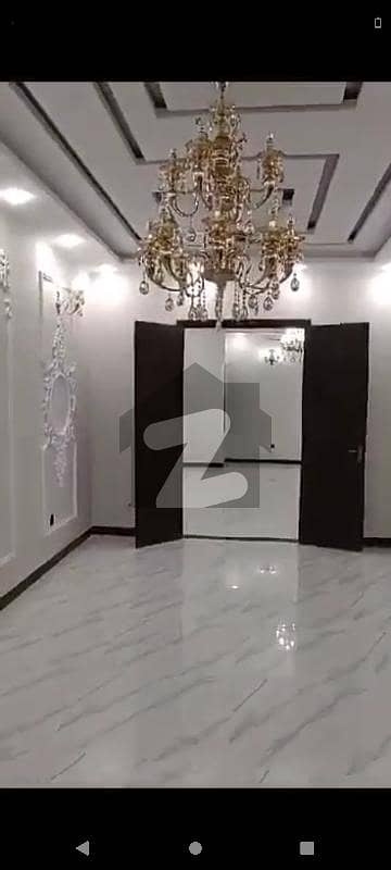 233 Square Yards Upper Portion In Karachi Is Available For Sale