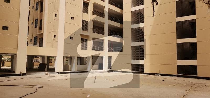 گلستانِ جوہر کراچی میں 3 کمروں کا 12 مرلہ فلیٹ 5.5 کروڑ میں برائے فروخت۔ گلستانِ جوہر کراچی میں 3 کمروں کا 12 مرلہ فلیٹ 5.5 کروڑ میں برائے فروخت۔