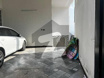 کاغان کالونی ایبٹ آباد میں 3 کمروں کا 15 مرلہ فلیٹ 50.0 ہزار میں کرایہ پر دستیاب ہے۔