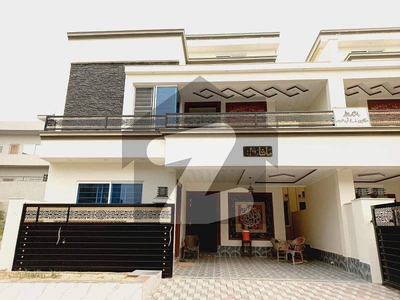 جناح گارڈنز ایف ای سی ایچ ایس,اسلام آباد میں 4 کمروں کا 7 مرلہ مکان 3.4 کروڑ میں برائے فروخت۔ جناح گارڈنز ایف ای سی ایچ ایس,اسلام آباد میں 4 کمروں کا 7 مرلہ مکان 3.4 کروڑ میں برائے فروخت۔