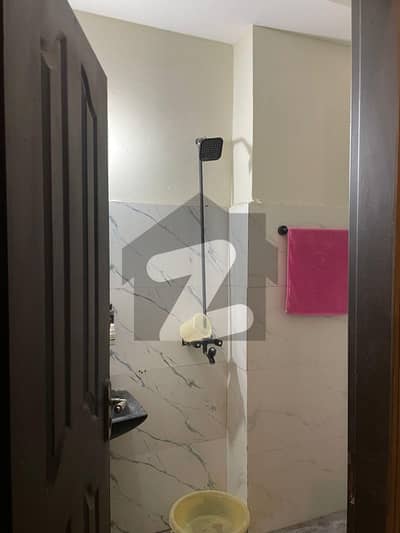 جوہر ٹاؤن فیز 2 جوہر ٹاؤن,لاہور میں 1 کمرے کا 2 مرلہ فلیٹ 45.0 لاکھ میں برائے فروخت۔ جوہر ٹاؤن فیز 2 جوہر ٹاؤن,لاہور میں 1 کمرے کا 2 مرلہ فلیٹ 45.0 لاکھ میں برائے فروخت۔