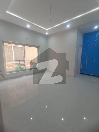 بحریہ انکلیو بحریہ ٹاؤن,اسلام آباد میں 5 کمروں کا 10 مرلہ مکان 1.3 لاکھ میں کرایہ پر دستیاب ہے۔