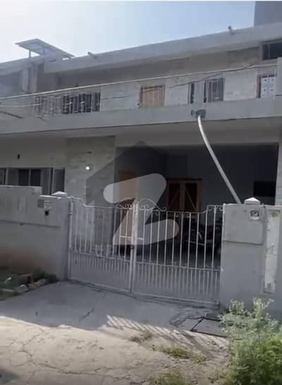 جی ۔ 8/1 جی ۔ 8,اسلام آباد میں 4 کمروں کا 5 مرلہ مکان 4.5 کروڑ میں برائے فروخت۔