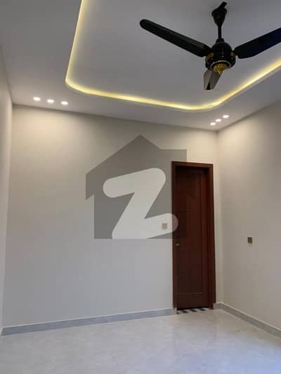 آئی ای پی انجنیئرز ٹاؤن ۔ سیکٹر اے آئی ای پی انجینئرز ٹاؤن,لاہور میں 3 کمروں کا 10 مرلہ مکان 2.6 کروڑ میں برائے فروخت۔ آئی ای پی انجنیئرز ٹاؤن ۔ سیکٹر اے آئی ای پی انجینئرز ٹاؤن,لاہور میں 3 کمروں کا 10 مرلہ مکان 2.6 کروڑ میں برائے فروخت۔