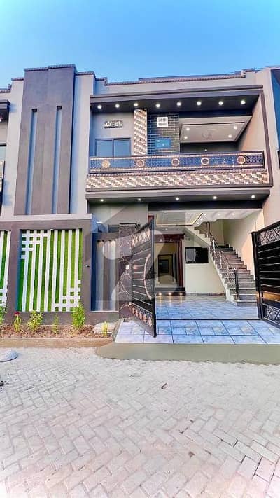 5 Marla Brand New Modern House Available For Sale in Shalimar Colony Near Metro Station