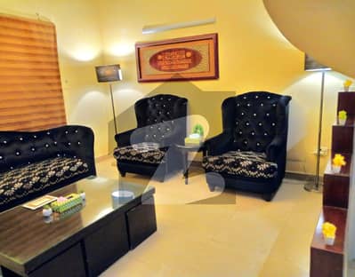 Khayaban-e-Shamsheer 500 Yards Corner Bungalow For Sale