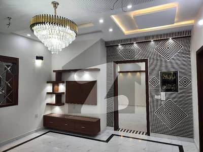 بحریہ ٹاؤن ۔ بلاک بی بی بحریہ ٹاؤن سیکٹرڈی,بحریہ ٹاؤن,لاہور میں 3 کمروں کا 5 مرلہ مکان 2.3 کروڑ میں برائے فروخت۔ بحریہ ٹاؤن ۔ بلاک بی بی بحریہ ٹاؤن سیکٹرڈی,بحریہ ٹاؤن,لاہور میں 3 کمروں کا 5 مرلہ مکان 2.3 کروڑ میں برائے فروخت۔