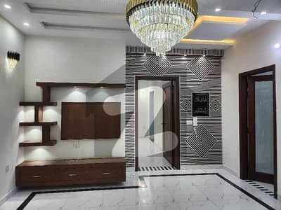 بحریہ ٹاؤن ۔ بلاک بی بی بحریہ ٹاؤن سیکٹرڈی,بحریہ ٹاؤن,لاہور میں 3 کمروں کا 5 مرلہ مکان 2.3 کروڑ میں برائے فروخت۔ بحریہ ٹاؤن ۔ بلاک بی بی بحریہ ٹاؤن سیکٹرڈی,بحریہ ٹاؤن,لاہور میں 3 کمروں کا 5 مرلہ مکان 2.3 کروڑ میں برائے فروخت۔