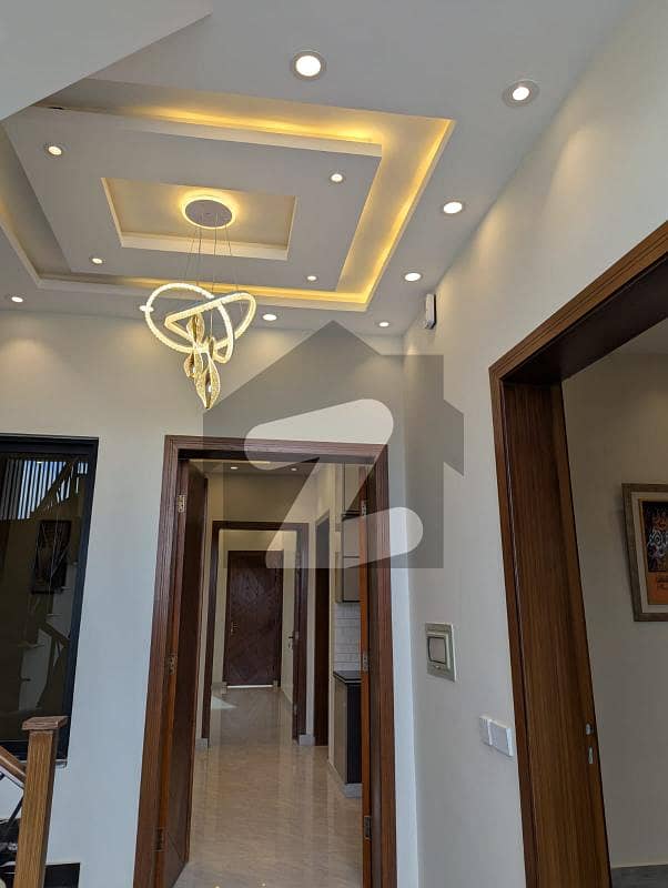 ٹاپ سٹی 1 اسلام آباد میں 2 کمروں کا 6 مرلہ فلیٹ 1.35 کروڑ میں برائے فروخت۔ ٹاپ سٹی 1 اسلام آباد میں 2 کمروں کا 6 مرلہ فلیٹ 1.35 کروڑ میں برائے فروخت۔