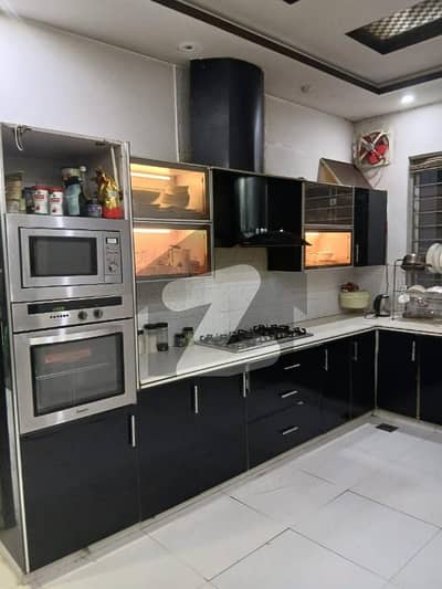 واپڈا ٹاؤن فیز 1 واپڈا ٹاؤن,لاہور میں 2 کمروں کا 10 مرلہ زیریں پورشن 65.0 ہزار میں کرایہ پر دستیاب ہے۔