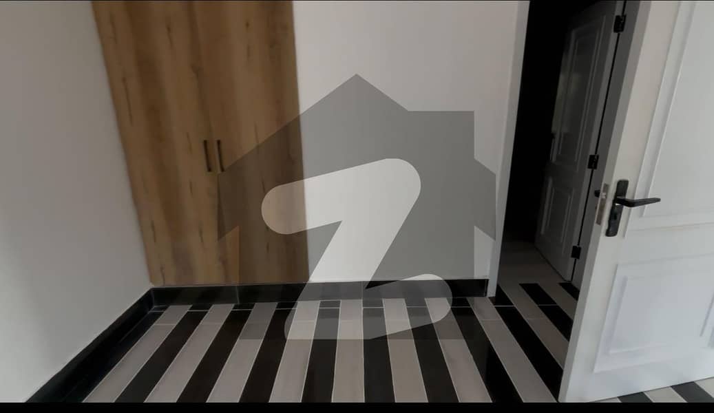 پارک ویو سٹی اسلام آباد میں 2 کمروں کا 6 مرلہ فلیٹ 2.15 کروڑ میں برائے فروخت۔ پارک ویو سٹی اسلام آباد میں 2 کمروں کا 6 مرلہ فلیٹ 2.15 کروڑ میں برائے فروخت۔