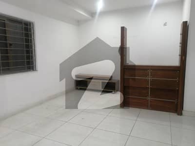 Commercial Apartment For Rent