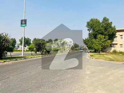 3 Kanal Residential Plot On Prime Location For Sale In Lake City Sector M3 3 Kanal Residential Plot On Prime Location For Sale In Lake City Sector M3