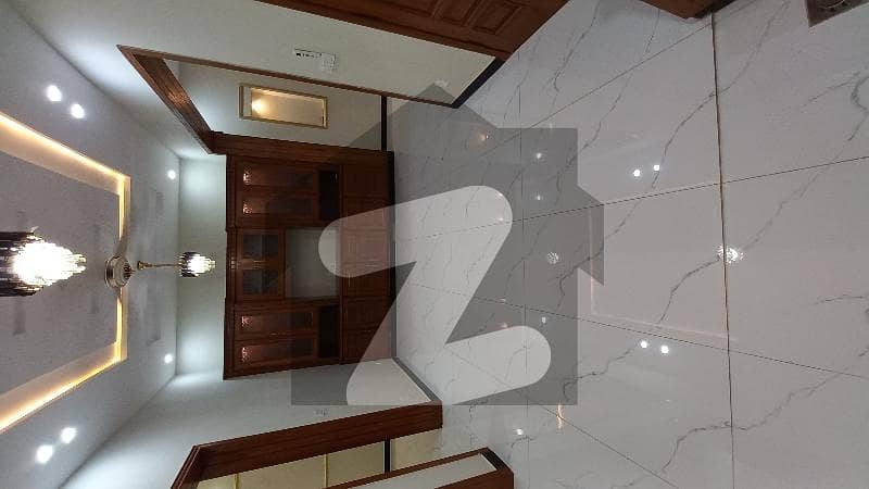 جی ۔ 11 اسلام آباد میں 3 کمروں کا 9 مرلہ فلیٹ 1.8 لاکھ میں کرایہ پر دستیاب ہے۔ جی ۔ 11 اسلام آباد میں 3 کمروں کا 9 مرلہ فلیٹ 1.8 لاکھ میں کرایہ پر دستیاب ہے۔