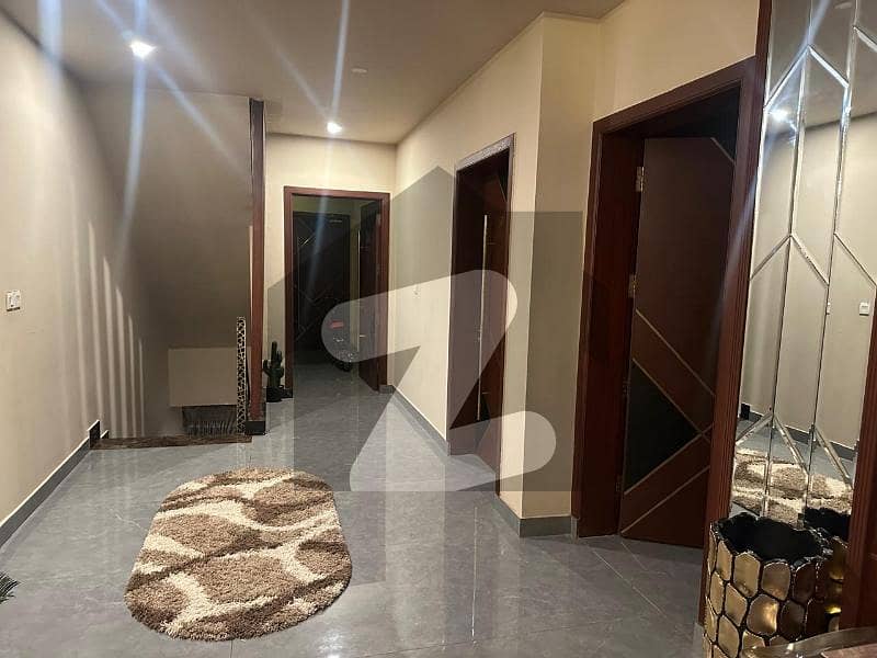 ای ۔ 11 اسلام آباد میں 9 کمروں کا 1 کنال مکان 19.4 کروڑ میں برائے فروخت۔