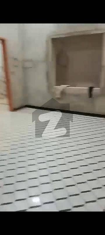 انڈس پیراڈائیز ہاؤسنگ سکیم جامشورو روڈ,حیدر آباد میں 10 کمروں کا 10 مرلہ مکان 80.0 ہزار میں کرایہ پر دستیاب ہے۔