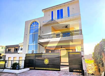 Luxury 10 Marla Designer House In Multi Gardens B-17 Luxury 10 Marla Designer House In Multi Gardens B-17