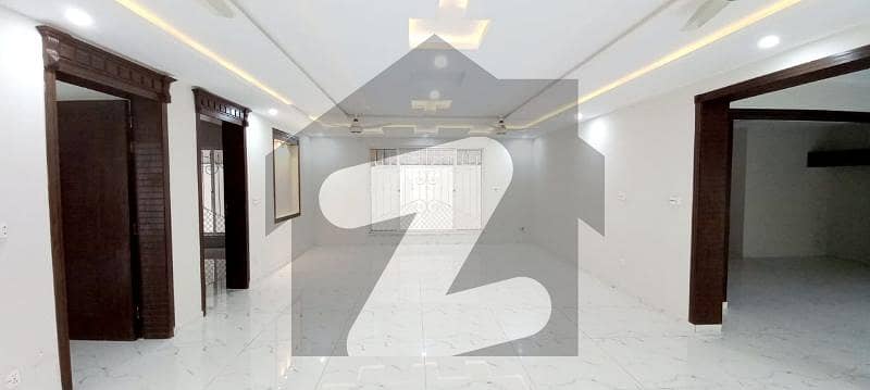 ایف ۔ 8 اسلام آباد میں 5 کمروں کا 2 کنال مکان 14.0 لاکھ میں کرایہ پر دستیاب ہے۔ ایف ۔ 8 اسلام آباد میں 5 کمروں کا 2 کنال مکان 14.0 لاکھ میں کرایہ پر دستیاب ہے۔