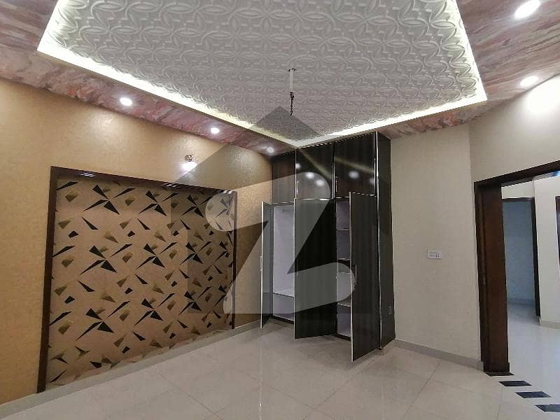 10 Marla House For Rent In Gulshan-E-Ravi