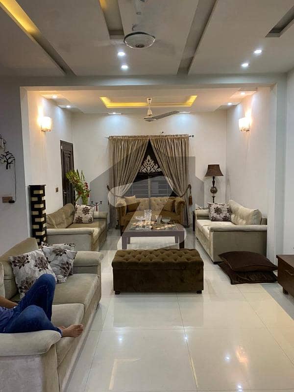 A BEAUTIFUL 5 MARLA HOUSE FOR SALE IN UMAR BLOCK SECTOR B BAHRIA TOWN ...