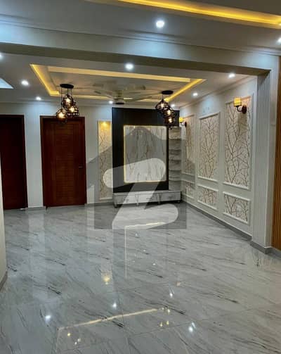 سینٹرل پارک ۔ بلاک اے1 سینٹرل پارک ہاؤسنگ سکیم,لاہور میں 3 کمروں کا 5 مرلہ مکان 80.0 ہزار میں کرایہ پر دستیاب ہے۔ سینٹرل پارک ۔ بلاک اے1 سینٹرل پارک ہاؤسنگ سکیم,لاہور میں 3 کمروں کا 5 مرلہ مکان 80.0 ہزار میں کرایہ پر دستیاب ہے۔