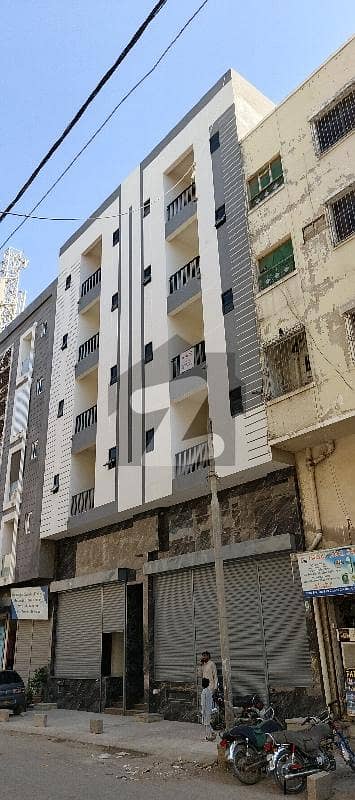 ڈی ایچ اے فیز 6 ڈی ایچ اے ڈیفینس,کراچی میں 2 کمروں کا 4 مرلہ فلیٹ 1.7 کروڑ میں برائے فروخت۔