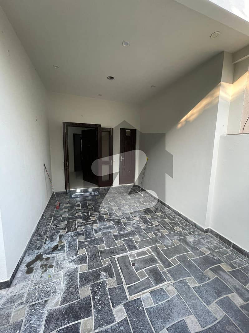 لیک سٹی میڈوز لاہور میں 3 کمروں کا 5 مرلہ مکان 2.15 کروڑ میں برائے فروخت۔ لیک سٹی میڈوز لاہور میں 3 کمروں کا 5 مرلہ مکان 2.15 کروڑ میں برائے فروخت۔