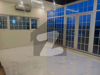 بحریہ ٹاؤن فیز 7 بحریہ ٹاؤن راولپنڈی,راولپنڈی میں 3 کمروں کا 1 کنال زیریں پورشن 1.15 لاکھ میں کرایہ پر دستیاب ہے۔ بحریہ ٹاؤن فیز 7 بحریہ ٹاؤن راولپنڈی,راولپنڈی میں 3 کمروں کا 1 کنال زیریں پورشن 1.15 لاکھ میں کرایہ پر دستیاب ہے۔