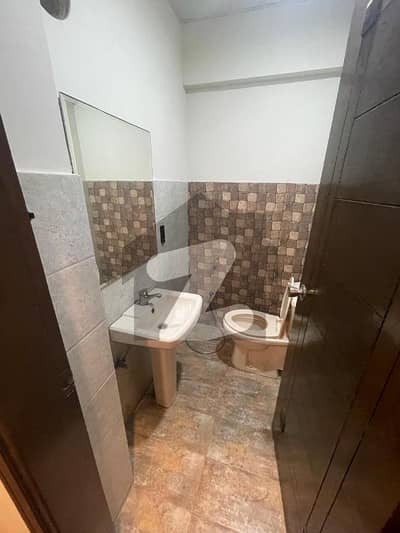 Prime Location Flat Of 2200 Square Feet Is Available For sale In Tariq Road, Tariq Road Prime Location Flat Of 2200 Square Feet Is Available For sale In Tariq Road, Tariq Road