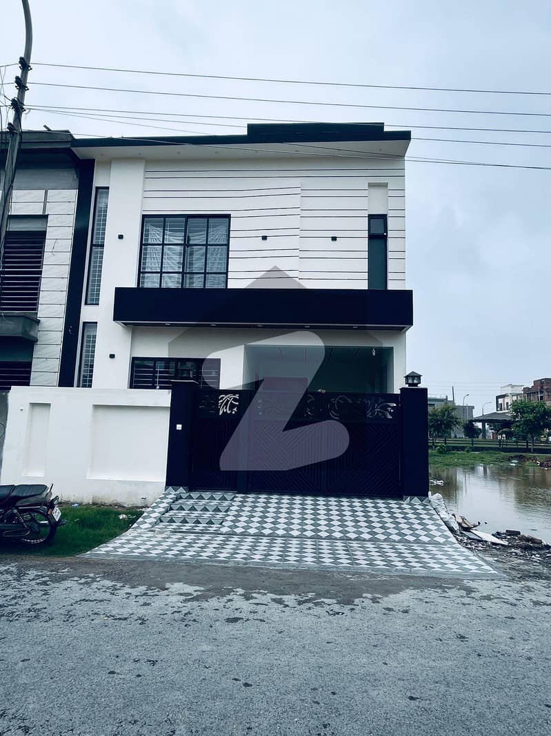 Near Park Top Location