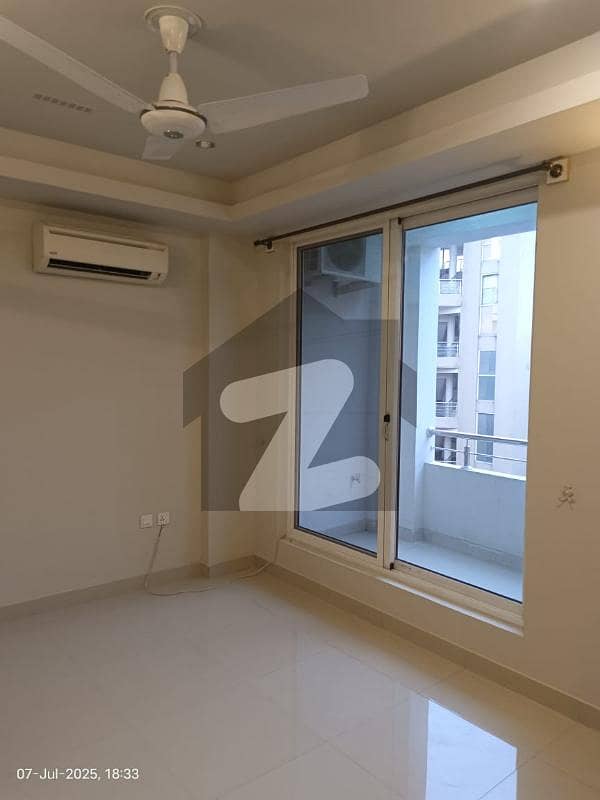 Modern 2-Bedroom Unfurnished Apartment for Rent F-11 Markaz Modern 2-Bedroom Unfurnished Apartment for Rent F-11 Markaz