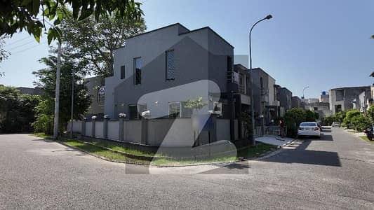 ڈیوائن گارڈنز لاہور میں 3 کمروں کا 6 مرلہ مکان 3.0 کروڑ میں برائے فروخت۔