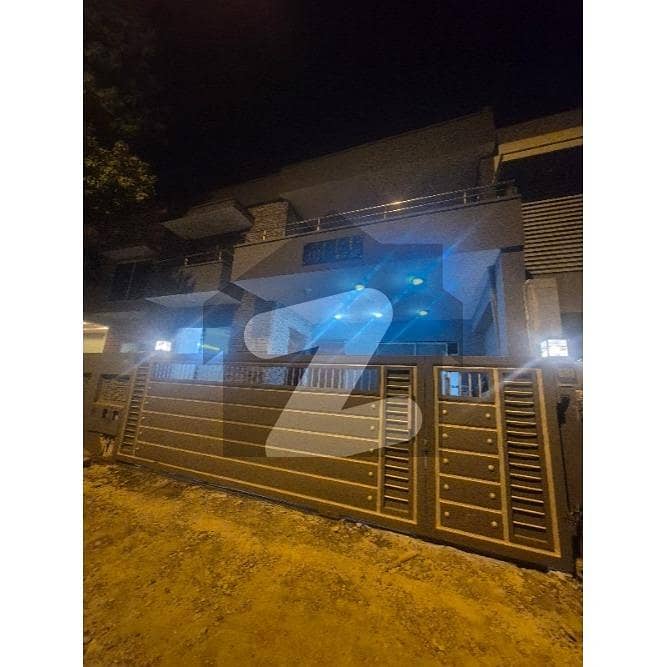 ای ۔ 11/1 ای ۔ 11,اسلام آباد میں 11 مرلہ مکان 9.0 کروڑ میں برائے فروخت۔