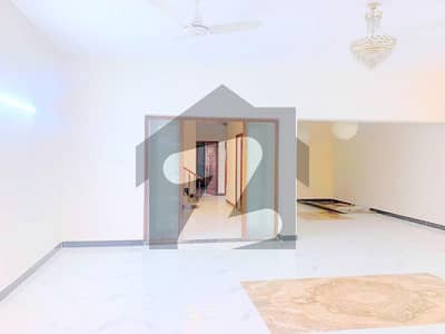 Renovated 3 Bedroom Independent Portion For Rent In F-11, Islamabad