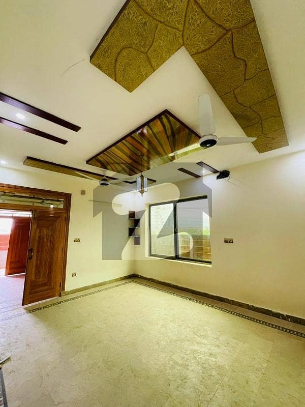 Ideal Location House For Sale Ideal Location House For Sale