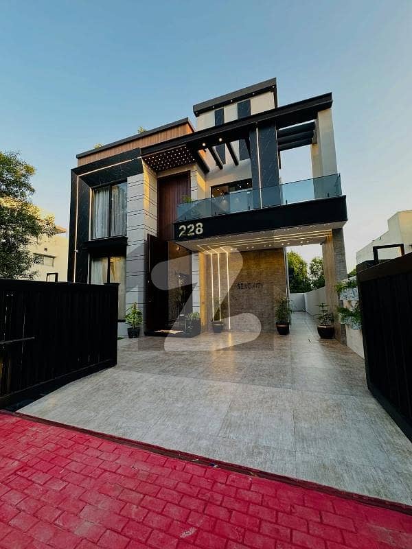 بینکرس ایوینیو کوآپریٹو ہاؤسنگ سوسائٹی لاہور میں 5 کمروں کا 1 کنال مکان 3.75 کروڑ میں برائے فروخت۔ بینکرس ایوینیو کوآپریٹو ہاؤسنگ سوسائٹی لاہور میں 5 کمروں کا 1 کنال مکان 3.75 کروڑ میں برائے فروخت۔