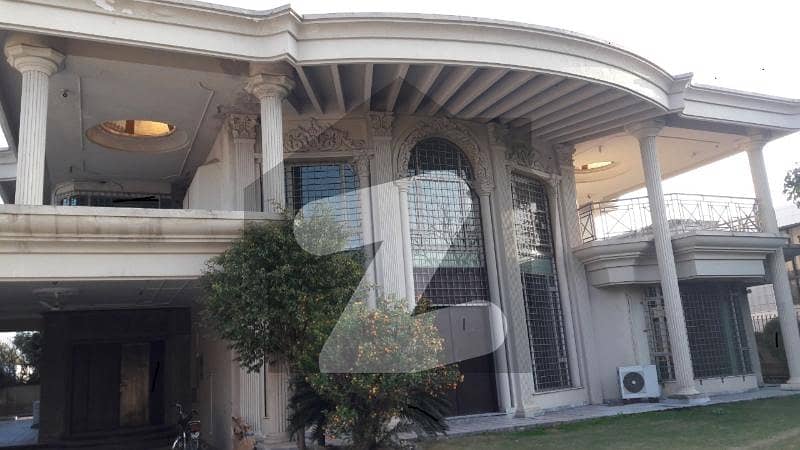 HOUSE FOR RENT IN F-8 HOUSE FOR RENT IN F-8