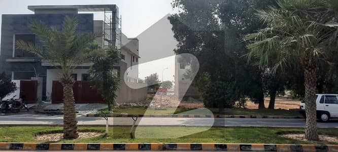 اتحاد گارڈن فیز 1 - بلاک سی اتحاد گارڈن فیز 1,اتحاد گارڈن,ایئر پورٹ روڈ,رحیم یار خان میں 10 مرلہ رہائشی پلاٹ 1.1 کروڑ میں برائے فروخت۔