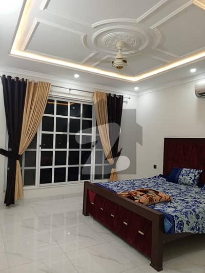 سٹی ہاؤسنگ سوسائٹی - بلاک اے ایکسٹینشن سٹی ہاؤسنگ سوسائٹی,سیالکوٹ میں 1 کمرے کا 3 مرلہ فلیٹ 40.0 ہزار میں کرایہ پر دستیاب ہے۔