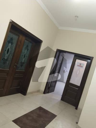 ویلینشیاء ۔ بلاک سی ویلینشیاء ہاؤسنگ سوسائٹی,لاہور میں 5 کمروں کا 1 کنال مکان 2.2 لاکھ میں کرایہ پر دستیاب ہے۔ ویلینشیاء ۔ بلاک سی ویلینشیاء ہاؤسنگ سوسائٹی,لاہور میں 5 کمروں کا 1 کنال مکان 2.2 لاکھ میں کرایہ پر دستیاب ہے۔