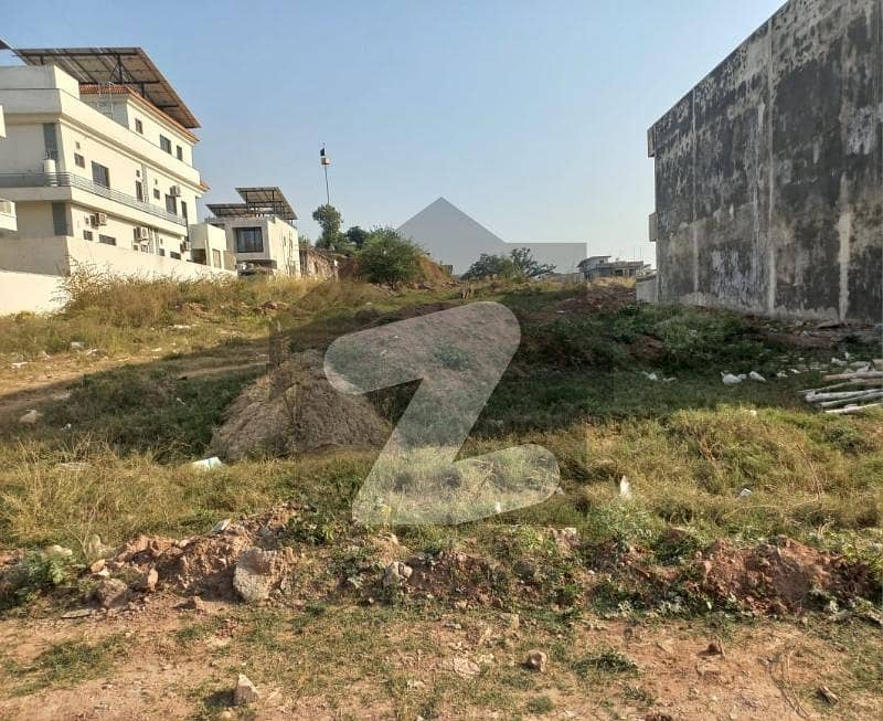 7 Marla Beautiful Plot Available For Sale