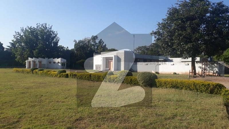 Park Road Islamabad Farmhouse for sale