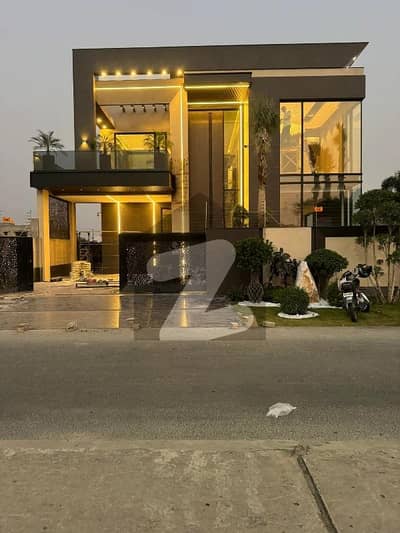 ڈی ایچ اے فیز 7 - بلاک کیو فیز 7,ڈیفنس (ڈی ایچ اے),لاہور میں 5 کمروں کا 1 کنال مکان 6.86 کروڑ میں برائے فروخت۔ ڈی ایچ اے فیز 7 - بلاک کیو فیز 7,ڈیفنس (ڈی ایچ اے),لاہور میں 5 کمروں کا 1 کنال مکان 6.86 کروڑ میں برائے فروخت۔