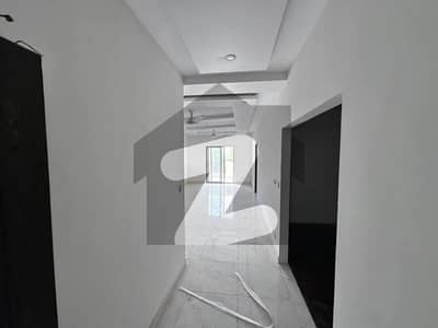 Highly-coveted 3200 Square Feet Flat Is Available In Askari 5 - Sector J For sale