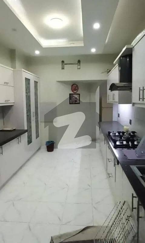 سوِل لائنز کراچی میں 3 کمروں کا 9 مرلہ فلیٹ 1.65 لاکھ میں کرایہ پر دستیاب ہے۔