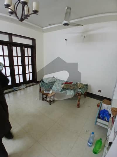 لیک سٹی میڈوز فیز 1 لیک سٹی میڈوز,لاہور میں 2 کمروں کا 10 مرلہ زیریں پورشن 75.0 ہزار میں کرایہ پر دستیاب ہے۔