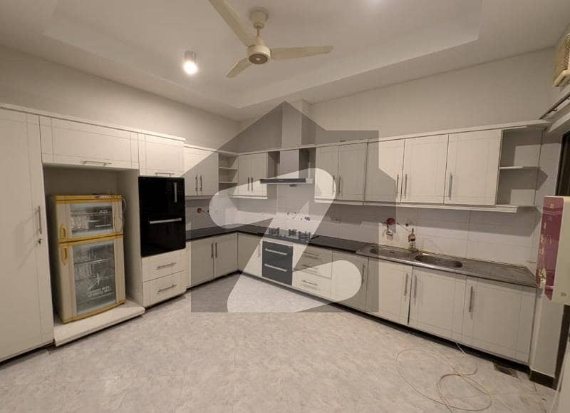 Elegant House is For Rent in F-6 Elegant House is For Rent in F-6