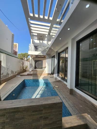 Prime Location 700 Square Yards House For sale In The Perfect Location Of DHA Phase 7