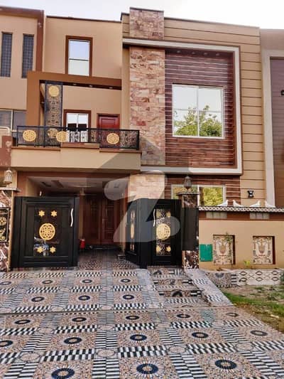 5 Marla Residential House For Sale In EE Block, Nearby Commercial Market, School,Mosque and Health Care Canter