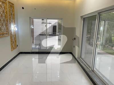 ڈریم گارڈنز فیز 1 ڈریم گارڈنز,ڈیفینس روڈ,لاہور میں 6 کمروں کا 6 مرلہ مکان 2.7 کروڑ میں برائے فروخت۔ ڈریم گارڈنز فیز 1 ڈریم گارڈنز,ڈیفینس روڈ,لاہور میں 6 کمروں کا 6 مرلہ مکان 2.7 کروڑ میں برائے فروخت۔